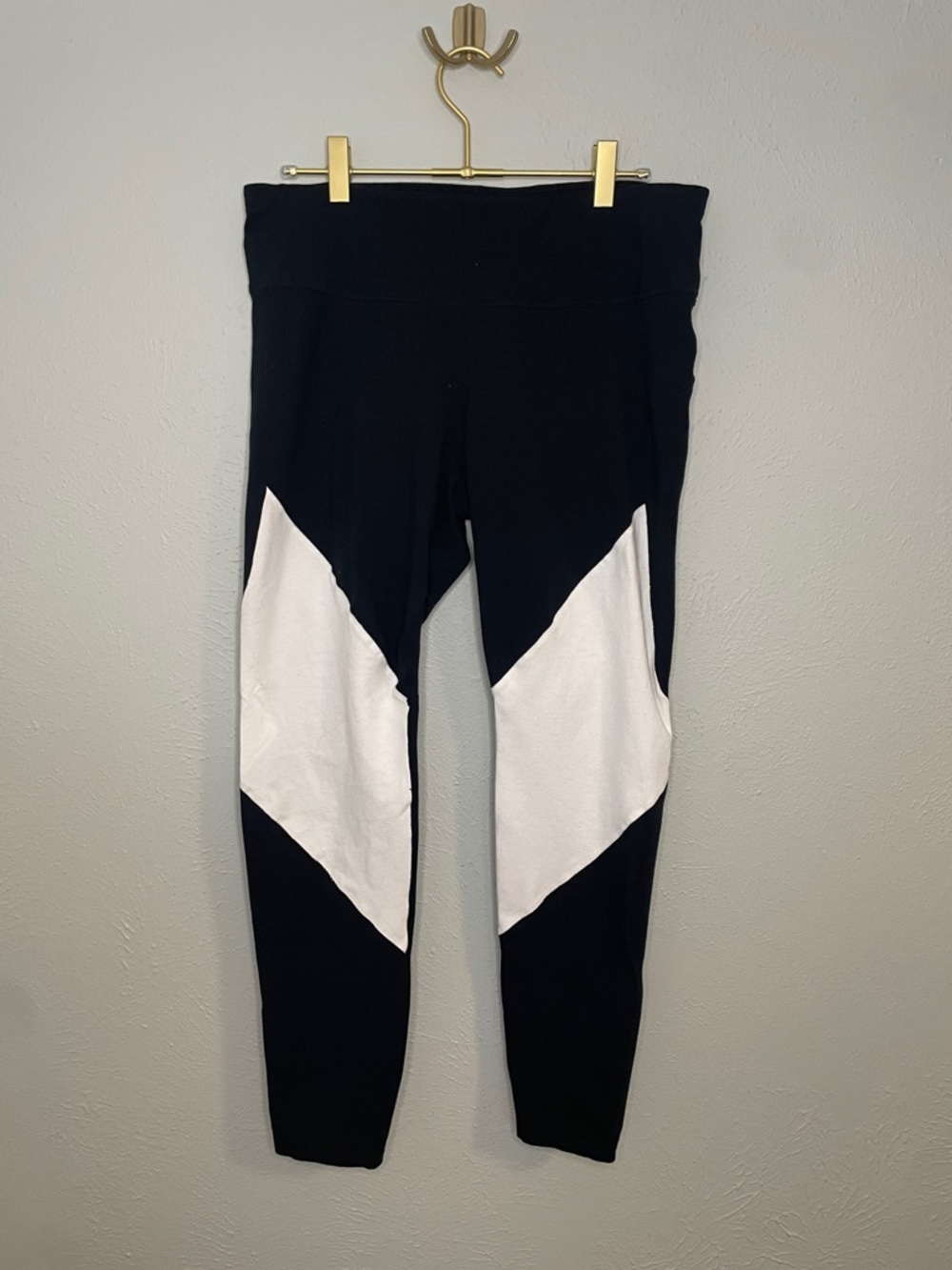 GAPFit Black Performance Leggings